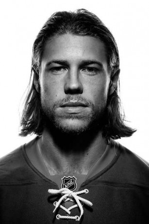 G_10.02.15_Isles_Headshot-05_slide