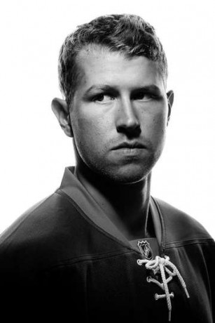G_10.02.15_Isles_Headshot-07_slide